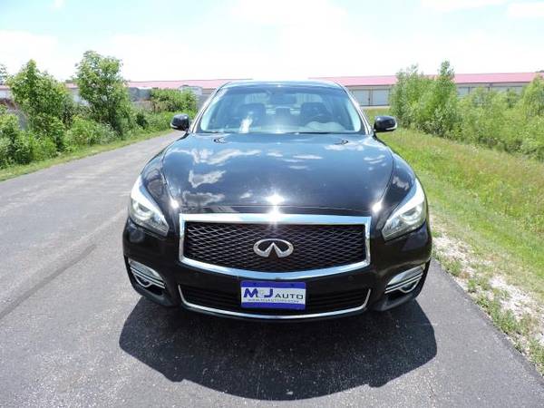 2015 Infiniti Q70 4dr Sdn V6 AWD - cars & trucks - by dealer -... for sale in Hartford, IL – photo 12