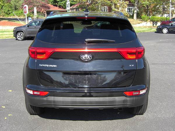 ► 2018 KIA SPORTAGE EX - AWD, HTD LEATHER, PANO ROOF, ALLOYS, MORE -... for sale in Feeding Hills, CT – photo 4