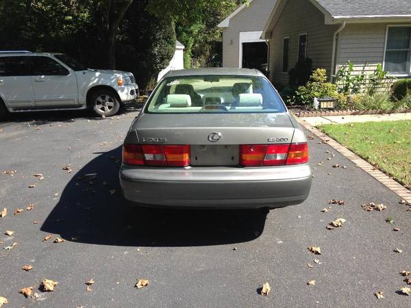1999 LEXUS ES300 for sale in Dix hills, NY – photo 3