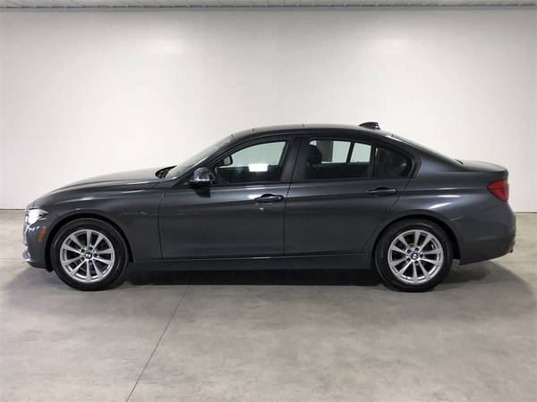 2018 BMW 3 Series 320i xDrive - - by dealer - vehicle for sale in Buffalo, NY – photo 3