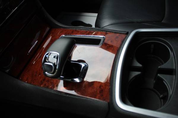 *52,000 Miles* 2014 Chrysler 300 S V6 Navi Sunroof Leather Backup Cam for sale in Louisville, KY – photo 21