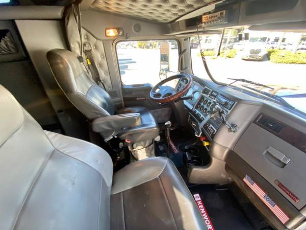 2018 KENWORTH W900 86" CONDO SLEEPER - cars & trucks - by dealer -... for sale in Phoenix, AZ – photo 16