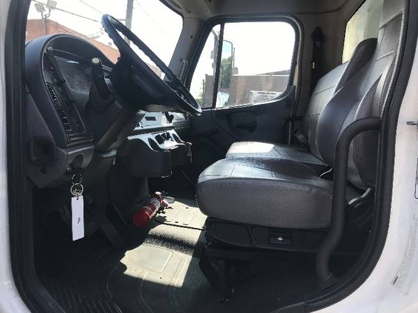 2014 Freightliner M2 24' Box Truck w/ Liftgate #1730 - cars & trucks... for sale in East Providence, RI – photo 4