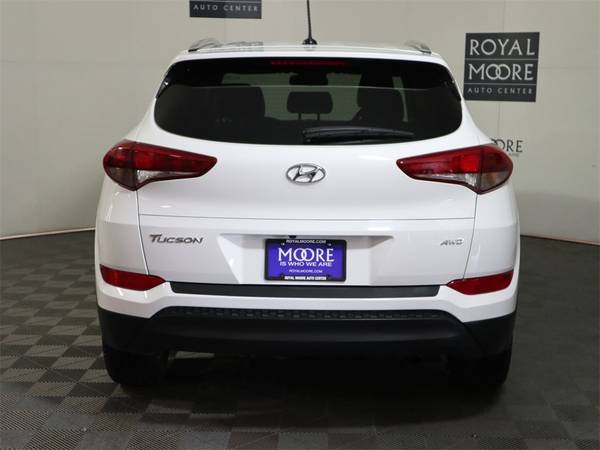 2017 Hyundai Tucson SE EASY FINANCING!! - cars & trucks - by dealer... for sale in Hillsboro, OR – photo 8