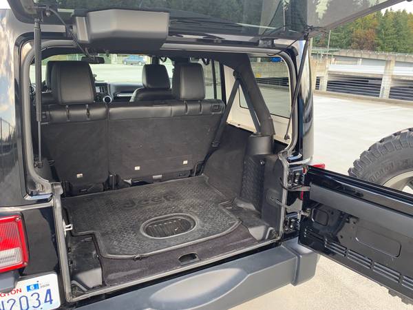 2015 Jeep Wrangler Unlimited RUBICON with WARRANTY for sale in Seattle, WA – photo 7