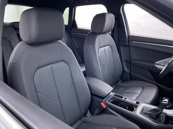 2019 Audi Q3 Premium Sport Utility 4D suv Silver - FINANCE ONLINE -... for sale in Bronx, NY – photo 18
