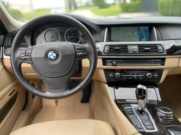 2014 BMW 528i Leather Sunroof Navigation - cars & trucks - by owner... for sale in Lake Park, FL – photo 9