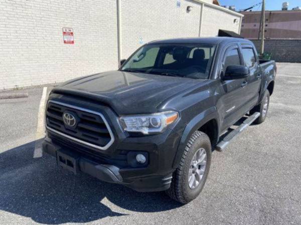 ►►►2018 Toyota Tacoma Double Cab - cars & trucks - by dealer -... for sale in Metairie, LA – photo 2