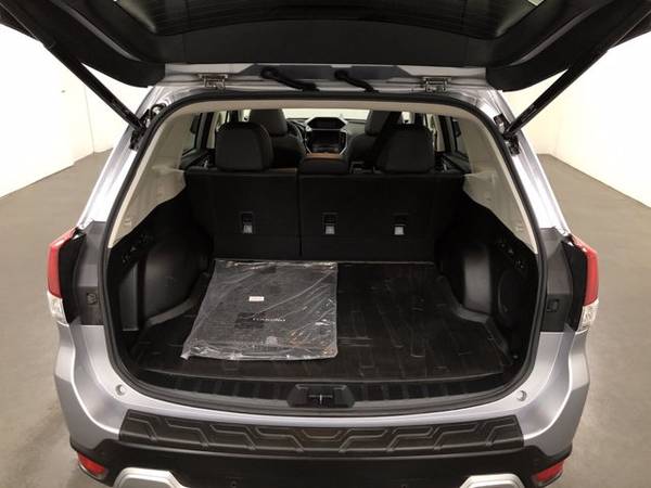 2019 Subaru Forester Ice Silver Metallic Unbelievable Value! for sale in Carrollton, OH – photo 13