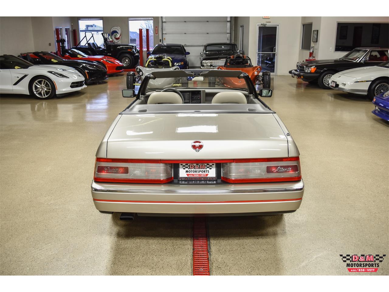 1991 Cadillac Allante for sale in Glen Ellyn, IL – photo 47