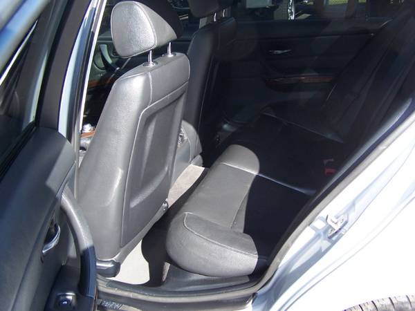 2011 BMW 328i xDRIVE AWD 4-DOOR SEDAN 6CYL CLEAN LOADED LOWER MILEAGE for sale in Joliet, IL – photo 8