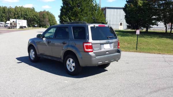 ***2010 FORD ESCAPE XLT***MUST SEE - cars & trucks - by dealer -... for sale in Fredericksburg, District Of Columbia – photo 8