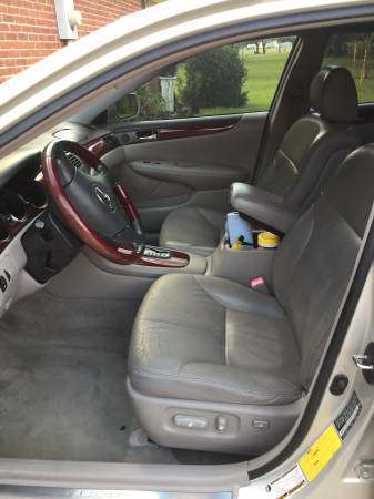 SILVER 2004 Lexus ES330 interior and exterior good condition - $2950 ( for sale in Houston, TX – photo 8