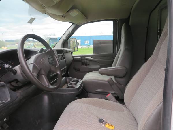 Chevy Express Box Van 2006 for sale in North Ferrisburgh, VT – photo 7