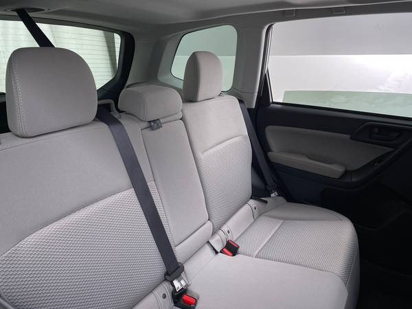 2018 Subaru Forester 2 5i Premium Sport Utility 4D hatchback White for sale in Atlanta, GA – photo 19