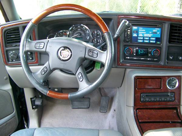 2005 CADILLAC, ESCALADE, CLEAN & LOADED FOR BEAR - - by for sale in Clearwater, FL – photo 11