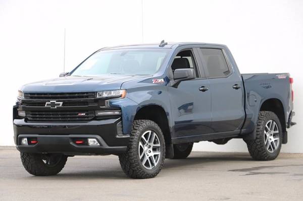 2020 Chevy Chevrolet Silverado 1500 LT Trail Boss pickup Blue - cars for sale in Nampa, ID – photo 9