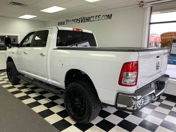 2019 Ram 2500 Big Horn 6.4L Hemi V8 4wd Crew Cab ONLY 2,767 MILES!! for sale in Cambridge, MN – photo 4