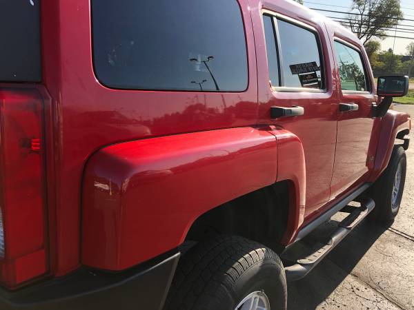 2007 Hummer H3! AWD! Sharp! Great Price! for sale in Ortonville, MI – photo 11