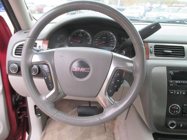 2007 GMC Yukon SLT 4WD - cars & trucks - by dealer - vehicle... for sale in Sioux City, IA – photo 17