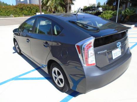 ▇ ▇ 2015 TOYOTA PRIUS 3, CLEAN TITLE, NAVIGATION, CAMERA, 48K MILES for sale in Escondido, CA – photo 3