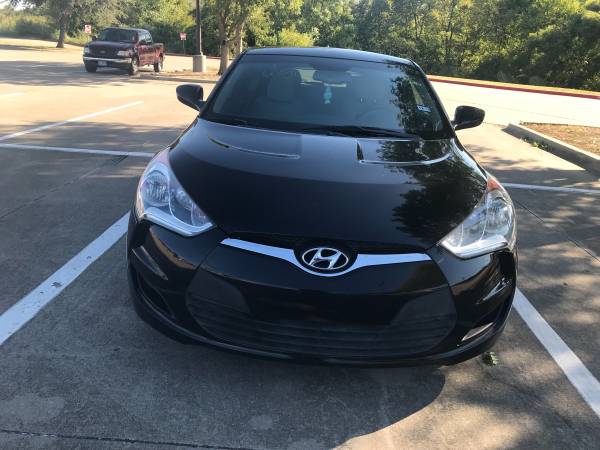 2013 Hyundai Veloster 4 cylinder automatic for sale in Grand Prairie, TX – photo 2