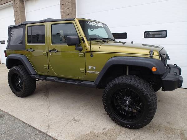 2008 Jeep Wrangler unlimited, 6 cyl, auto, 4 inch lift, SHARP! for sale in Chicopee, MA – photo 6