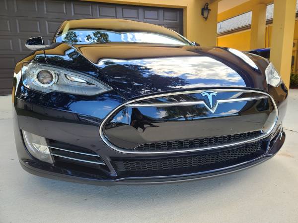 2013 Tesla Model S 85 Sedan - Panorama Sunroof - Only 56K Low Miles... for sale in Orlando, FL – photo 2