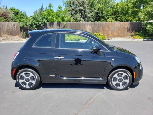 2015 Fiat 500E 22K miles - cars & trucks - by dealer - vehicle... for sale in Boise, ID – photo 2