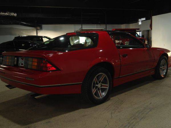 1986 CHEVROLET CAMARO - FINANCING AVAILABLE-Indoor Showroom! for sale in PARMA, OH – photo 7