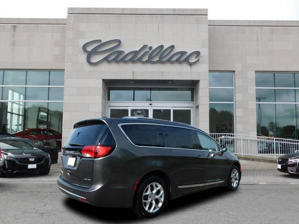 2020 Chrysler Pacifica Limited Warranty Included - Price Negotiable for sale in Fredericksburg, VA – photo 4