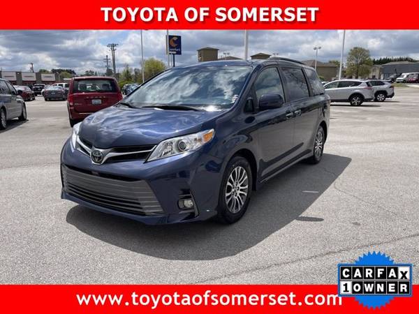 2020 Toyota Sienna Xle - - by dealer - vehicle for sale in Somerset, KY – photo 2
