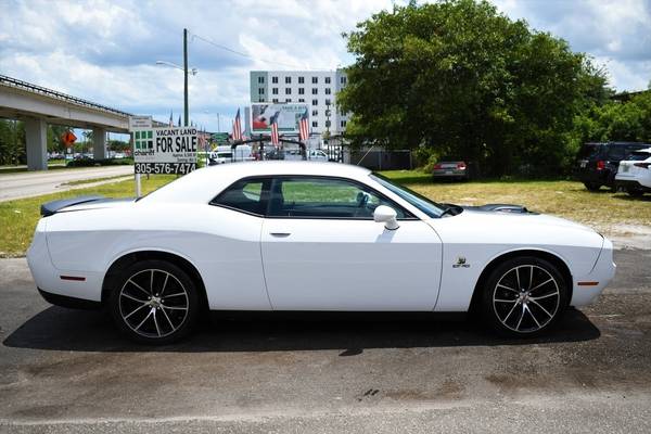 2018 Dodge Challenger 392 HEMI Scat Pack Shaker 2dr Coupe Coupe for sale in Miami, FL – photo 5
