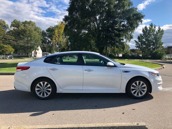 2017 KIA OPTIMA LX 58K MILES NEW TIRES RUNS LIKE NEW!! 1-OWNER -... for sale in Madison Heights, MI – photo 5