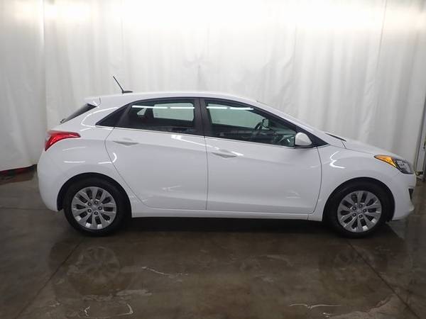 2016 Hyundai Elantra Base - - by dealer - vehicle for sale in Perham, MN – photo 14