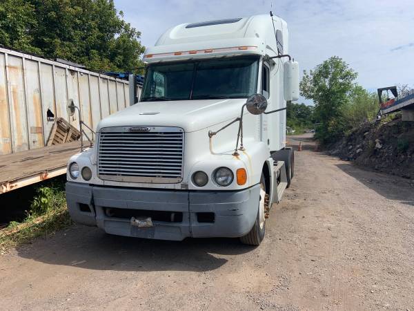 1999 Freightliner Century for sale in Lansdale, PA