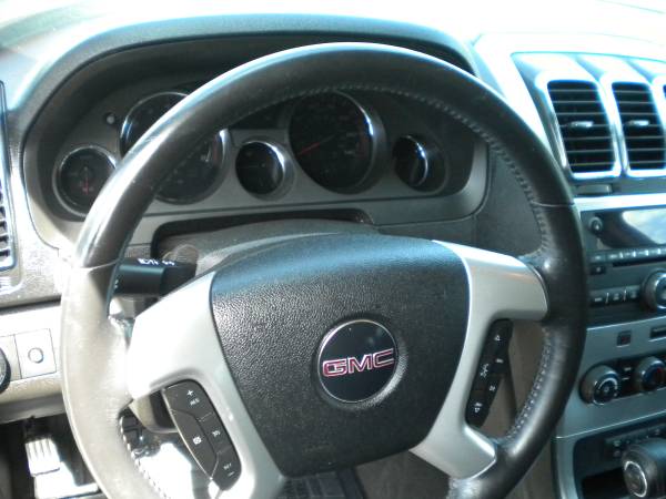 GMC Acadia AWD SUV Back up Camera 7 Passenger 1 Year Warranty for sale in hampstead, RI – photo 18