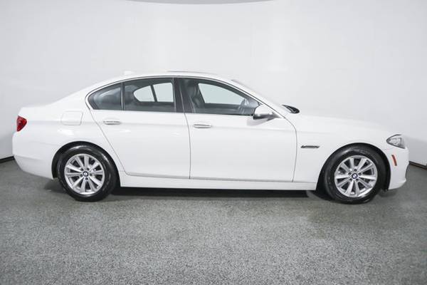 2016 BMW 5 Series, Alpine White for sale in Wall, NJ – photo 6