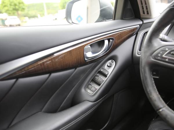 2018 Infiniti Q50 3 0T LUXE Sedan, Backup Cam, Sunroof, Low Miles for sale in Pearl City, HI – photo 14