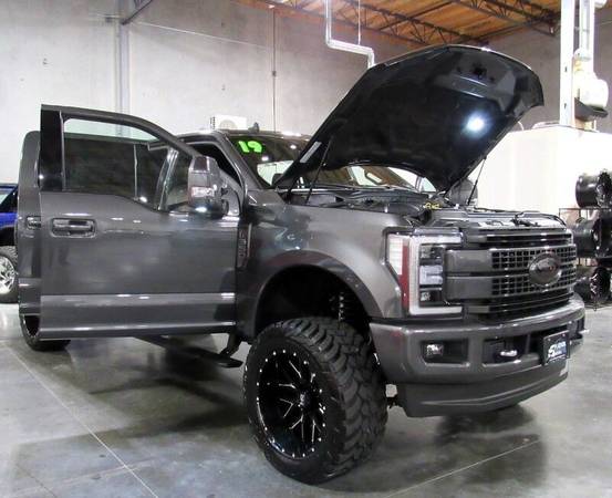 2019 Ford F-350 Super Duty Diesel 4WD F350 Truck Platinum 4x4 4dr... for sale in Portland, OR – photo 20