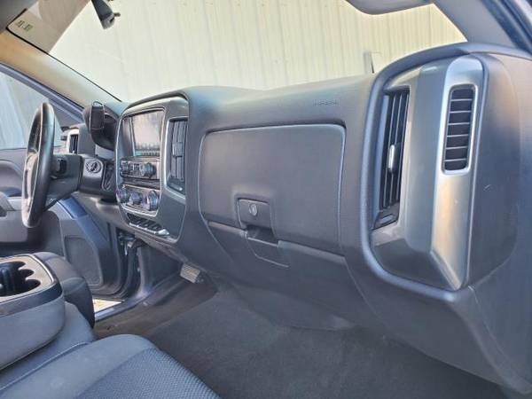 2017 Chevrolet Silverado 1500 LT Crew Cab 4WD - cars & trucks - by... for sale in Wichita, KS – photo 16
