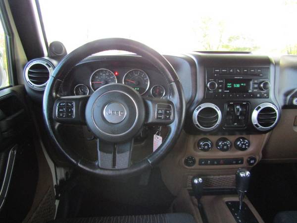 2011 Jeep Wrangler Unlimited Sahara - Upgrades! for sale in New Glarus, WI – photo 10