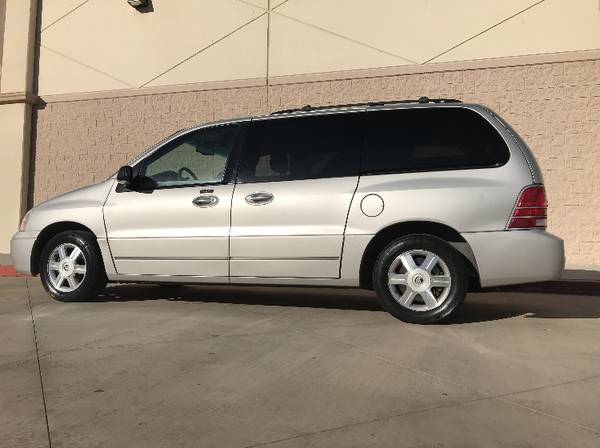 2004 Mercury Monterey - cars & trucks - by owner - vehicle... for sale in Palmdale, CA