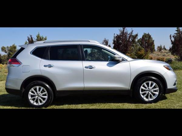 2016 Nissan Rogue AWD SV - cars & trucks - by dealer - vehicle... for sale in Redmond, OR – photo 2