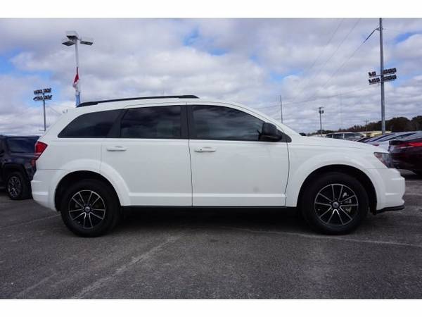 2018 Dodge Journey SE - cars & trucks - by dealer - vehicle... for sale in Brownsville, TN – photo 4
