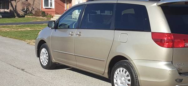 2004 Toyota Sienna - cars & trucks - by owner - vehicle automotive... for sale in Morrow, OH – photo 8