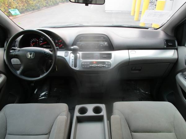 2009 Honda Odyssey - LOW MILEAGE - BRAND NEW TIRES - RECENTLY... for sale in Sacramento , CA – photo 9