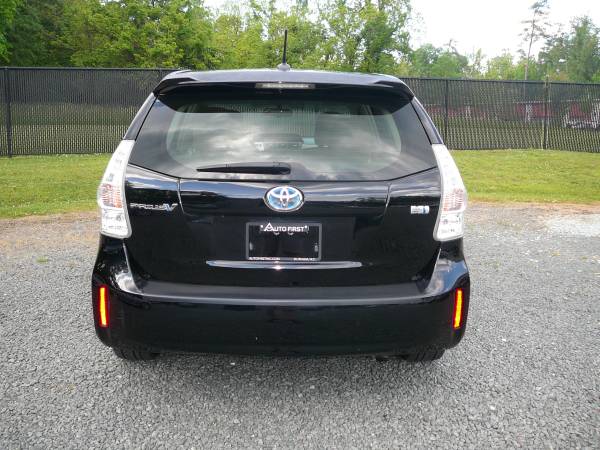 Super Nice 2 Owner 2012 Prius V - - by dealer for sale in Durham, NC – photo 6