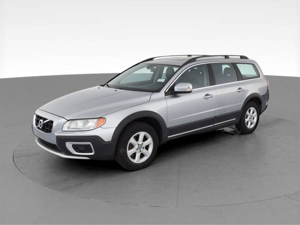2010 Volvo XC70 3.2 Wagon 4D wagon Silver - FINANCE ONLINE - cars &... for sale in Indianapolis, IN – photo 3