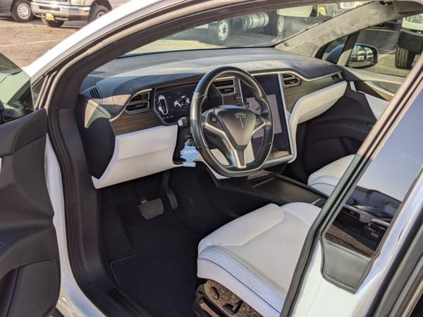 2016 Tesla Model X 90D SUV - cars & trucks - by dealer - vehicle... for sale in Fountain Valley, CA – photo 5